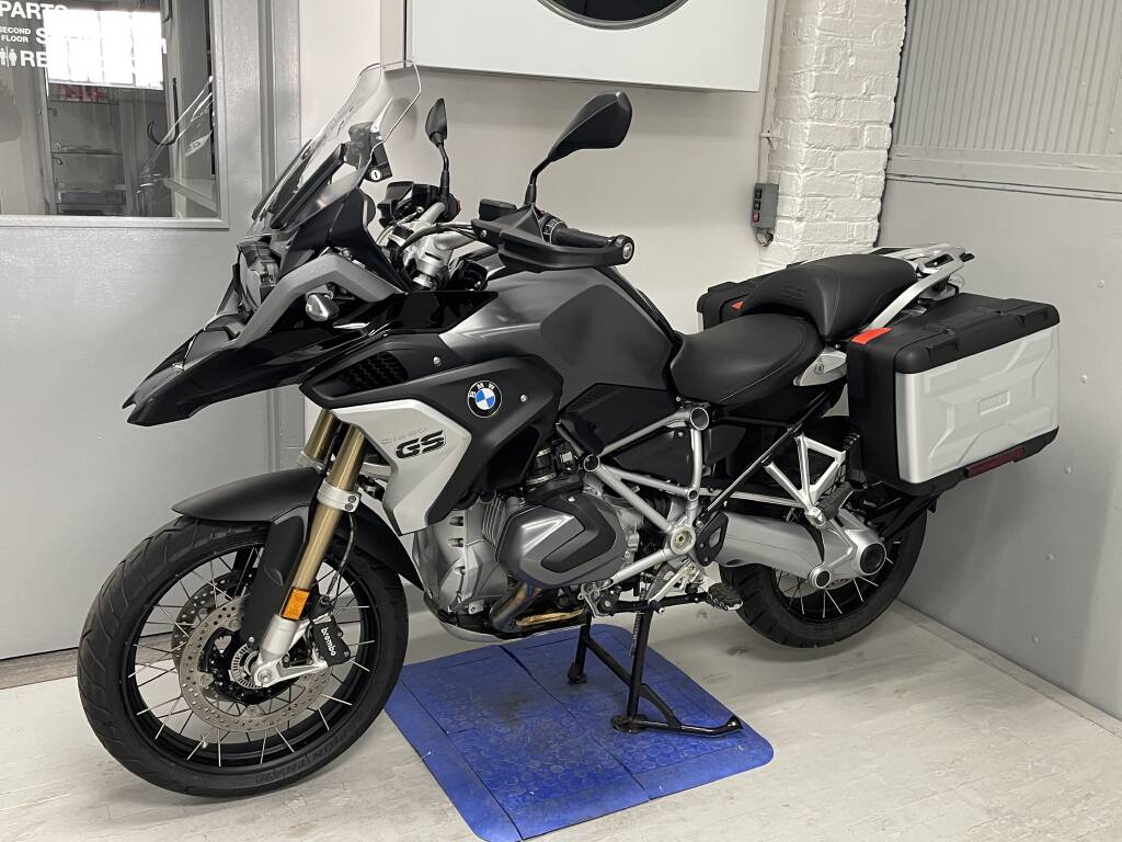 Used Motorcycles for Sale – Pre-Owned Bikes You Can Trust | Liztd
