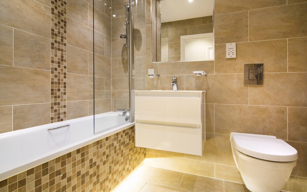 Semi-Frameless Shower Screens for Modern Bathrooms