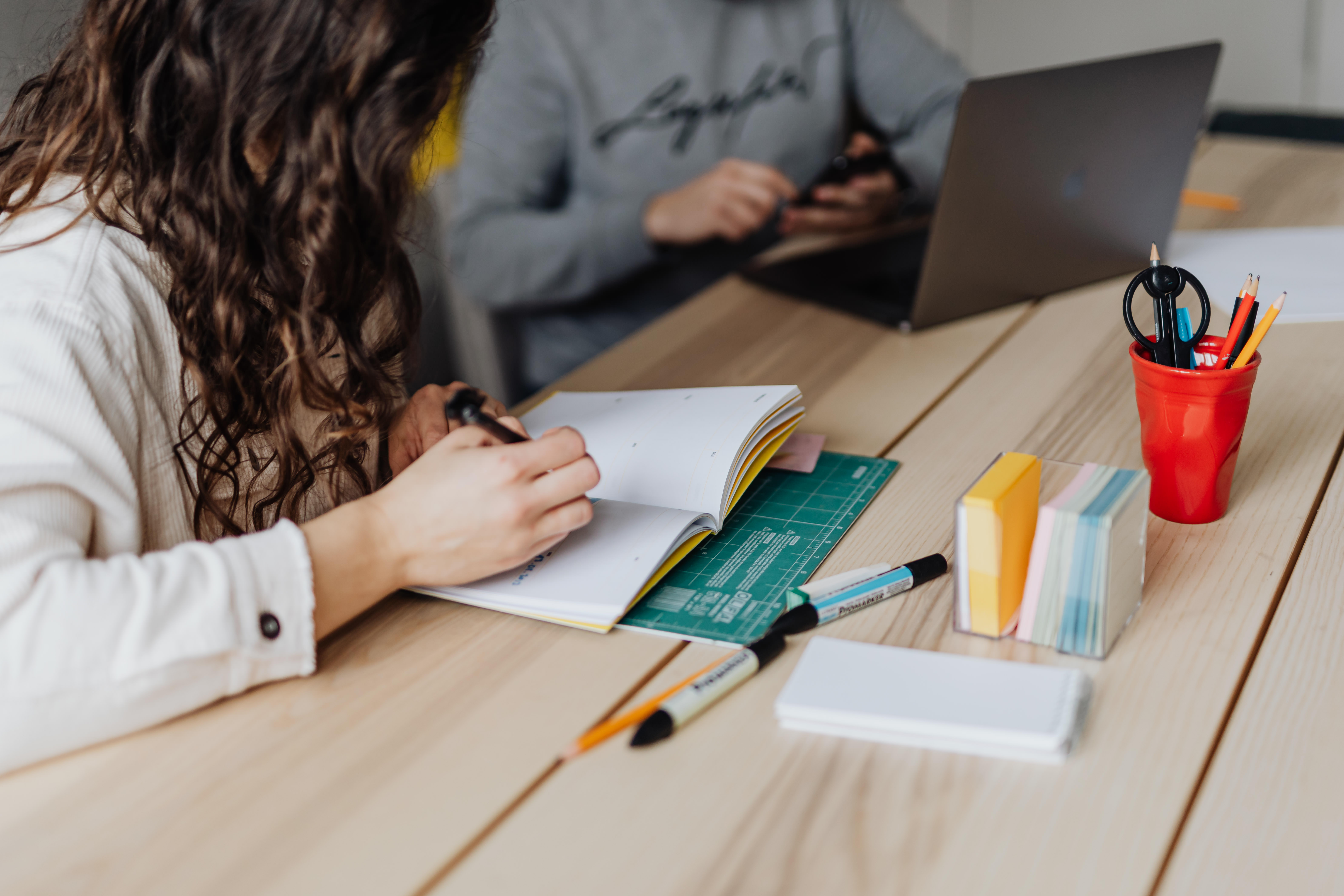 Professional Online Course to Build React Apps in 2025