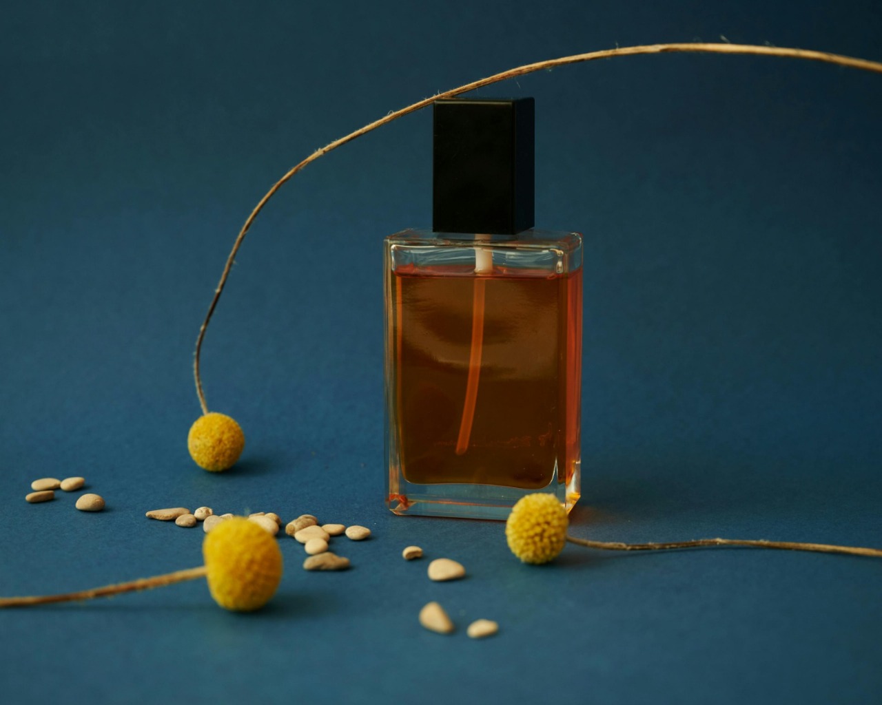 Exploring the Question: What Exactly Is Niche in Perfume Culture?