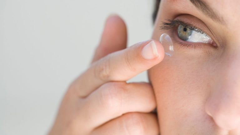 Inserting a lens