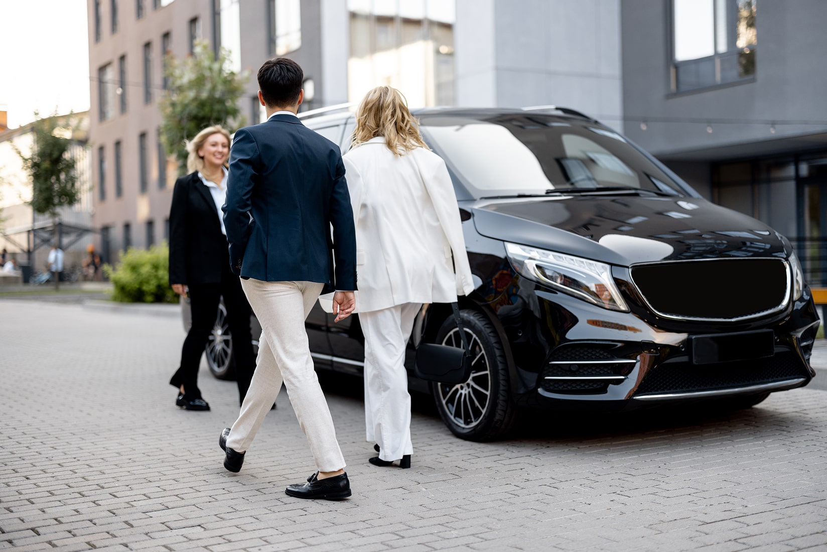 5 Powerful Vancouver Limo Service to Airport Benefits You’ll Love